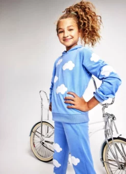 Lola + The Boys Head In The Clouds Set New Arrivals