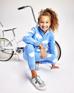 Lola + The Boys Head In The Clouds Set New Arrivals