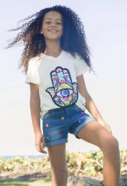 Lola + The Boys Women's Sequin Hamsa T-Shirt Girls